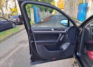 Volkswagen Touareg SUV 4,1 l 250 kw