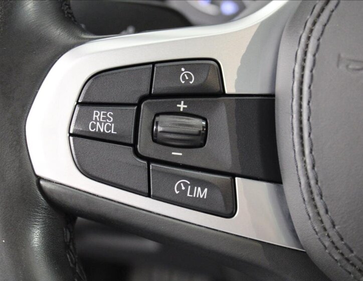 BMW Řada 5 Kombi 2,0 l 140 kw