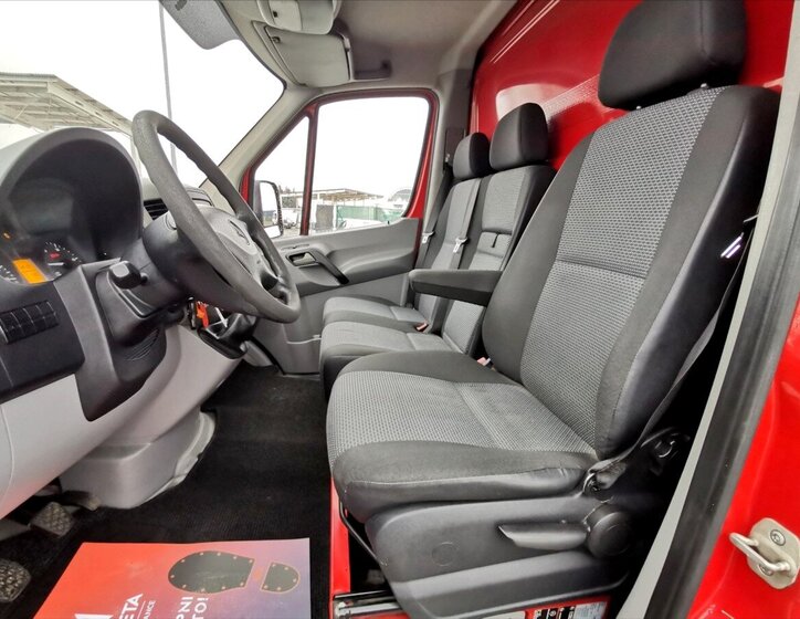Mercedes-Benz Sprinter Skříň 2,1 l 95 kw