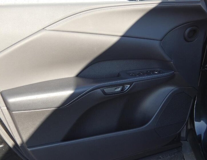 Lexus RX 350h SUV / Terénní 2,5 l 140 kw