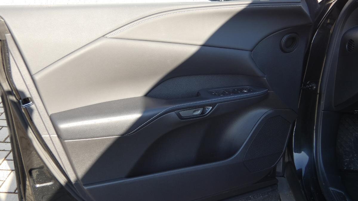 Lexus RX 350h SUV / Terénní 2,5 l 140 kw