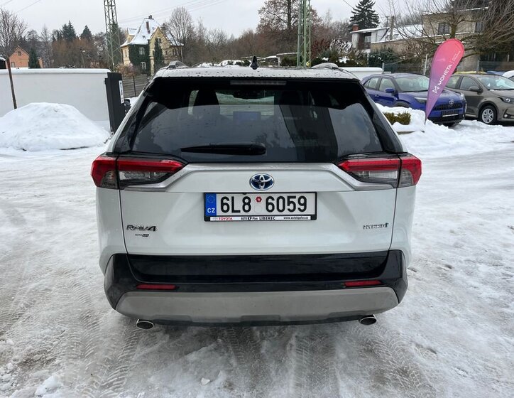 Toyota RAV4 SUV 2,5 l 131 kw