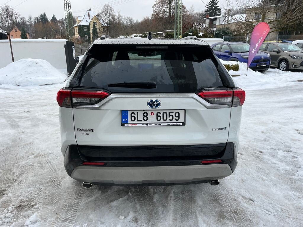 Toyota RAV4 SUV 2,5 l 131 kw