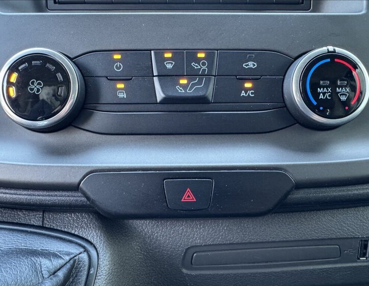 Ford Transit Custom Skříň 2,0 l 77 kw