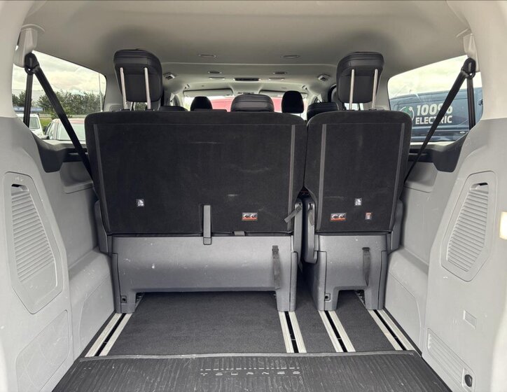 Ford Tourneo Custom Kombi 2,0 l 125 kw