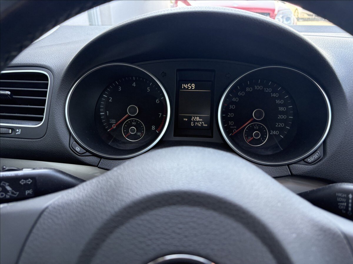 Volkswagen Golf Hatchback 1,2 l 77 kw