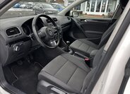 Volkswagen Golf 12