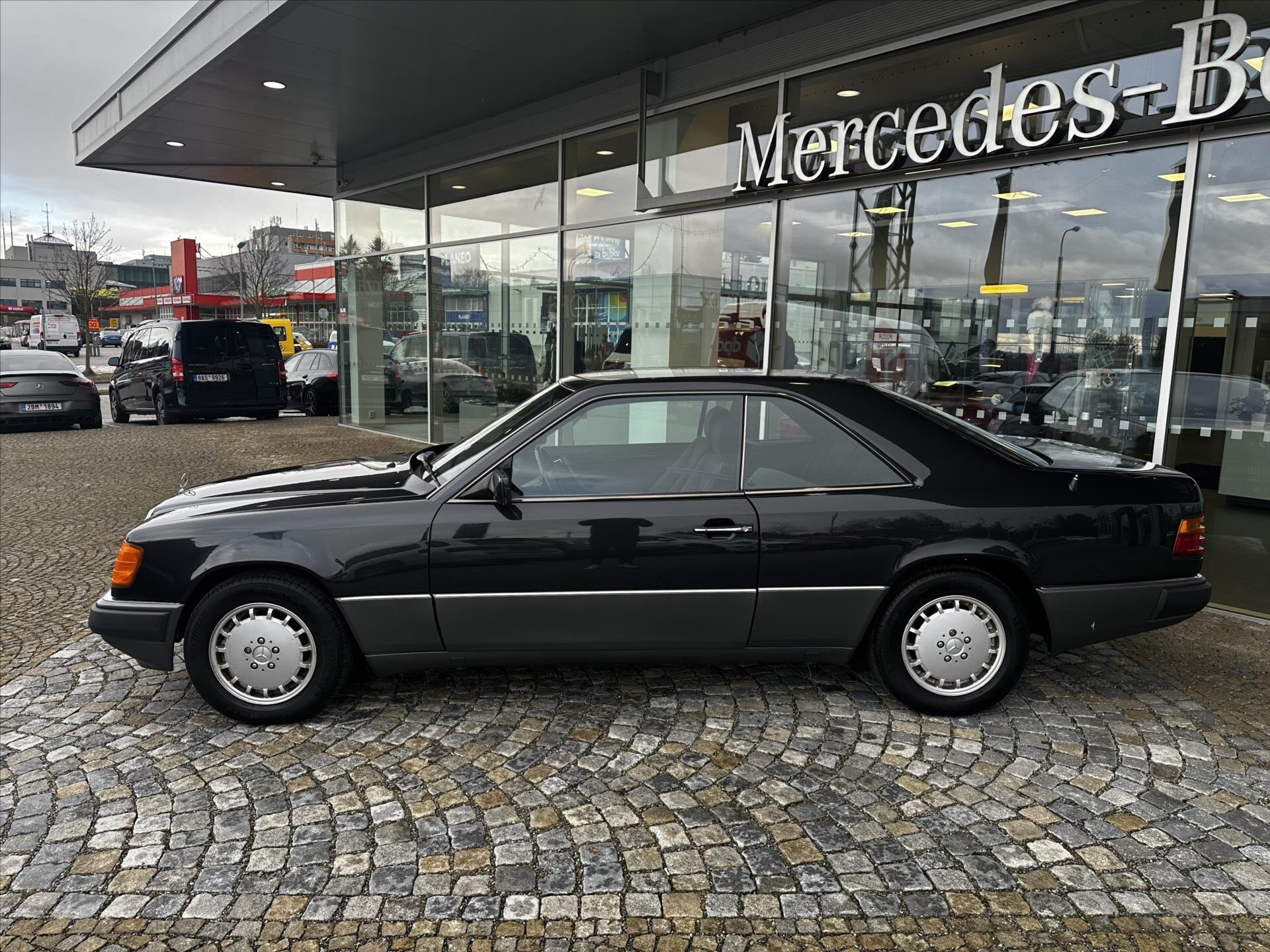 Mercedes-Benz 124 Kupé 1,9 l 100 kw