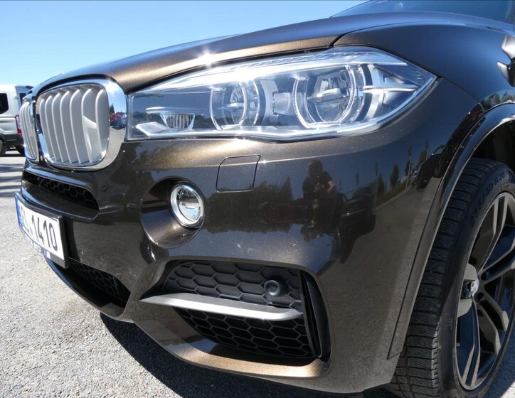 BMW X5 SUV / Terénní 3,0 l 280 kw
