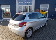 Peugeot 208 Hatchback 1,2 l 60 kw