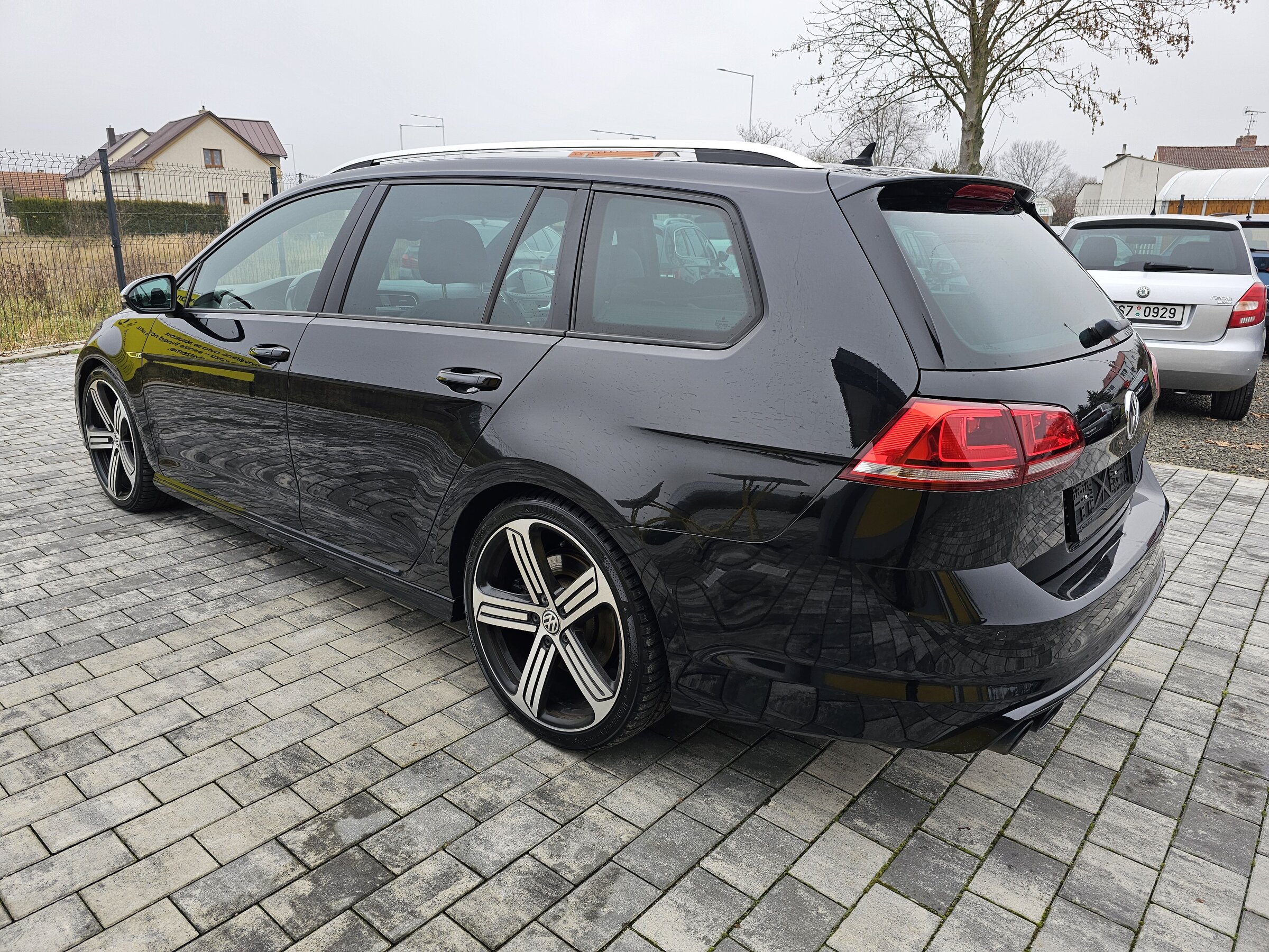 Volkswagen Golf Sportsvan Kombi 2,0 l 221 kw