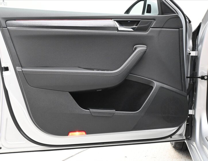 Škoda Superb Kombi 1,4 l 115 kw