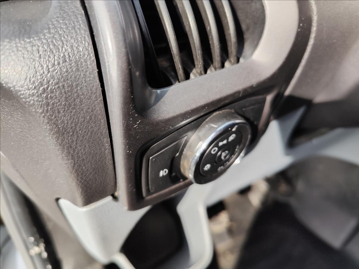 Ford Transit Custom Kombi 2,2 l 92 kw