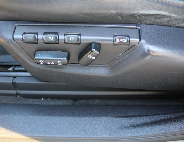 Volvo XC90 SUV / Terénní 2,4 l 136 kw