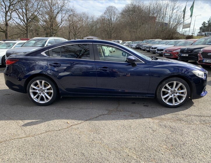 Mazda 6 Sedan / Limuzína 2,2 l 129 kw