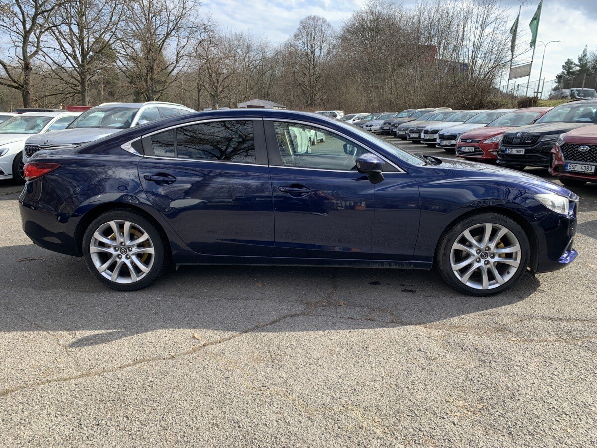 Mazda 6 Sedan / Limuzína 2,2 l 129 kw