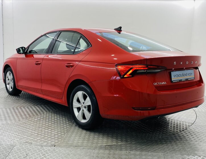 Škoda Octavia 25