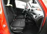 Jeep Renegade SUV / Terénní 1,3 l 111 kw