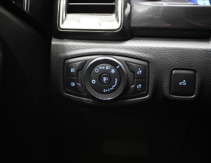 Ford Ranger Pick-up 2,0 l 156 kw