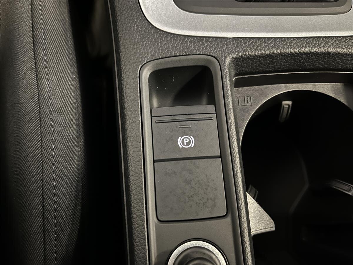 Audi Q3 SUV 1,5 l 110 kw