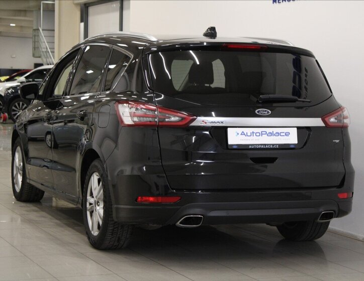 Ford S-MAX MPV 2,0 l 140 kw