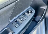 Volkswagen Golf Kombi 1,6 l 77 kw