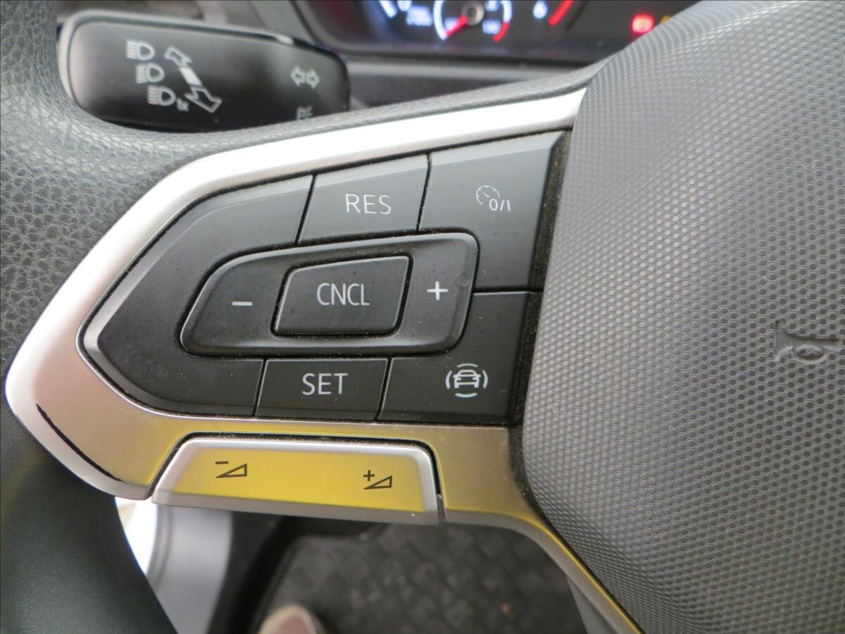 Volkswagen Caddy Skříň 2,0 l 75 kw