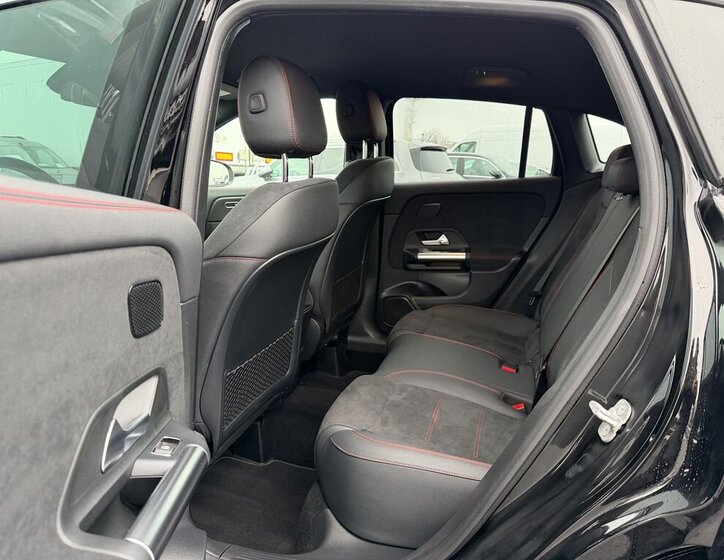 Mercedes-Benz GLA SUV 2,0 l 110 kw