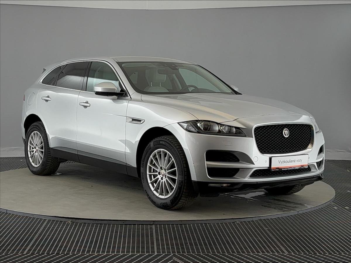 Jaguar F-Pace SUV / Terénní 2,0 l 132 kw