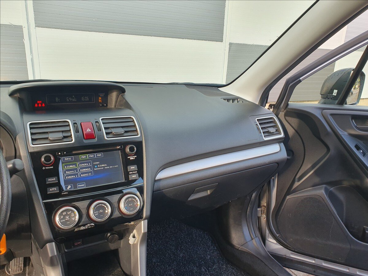 Subaru Forester SUV 2,0 l 108 kw