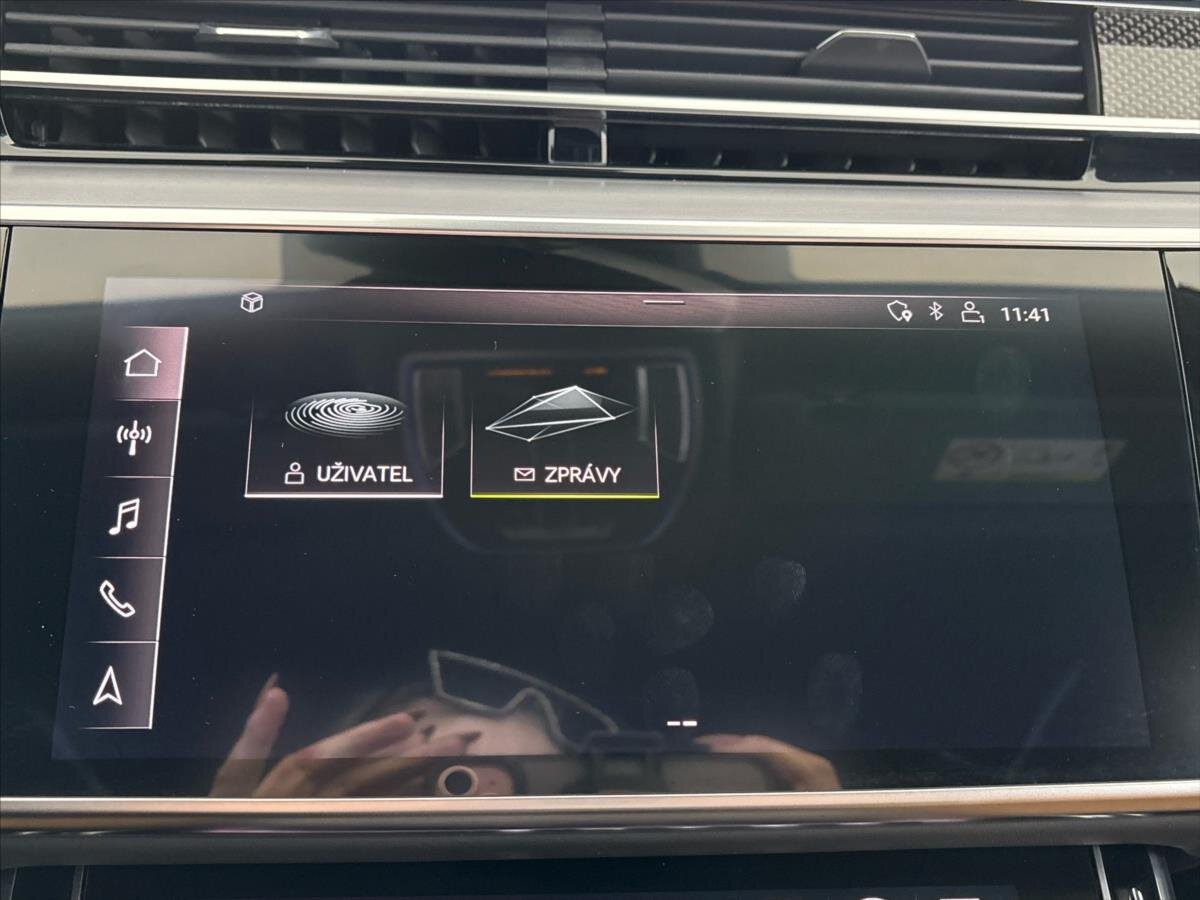 Audi S8 Sedan / Limuzína 4,0 l 420 kw