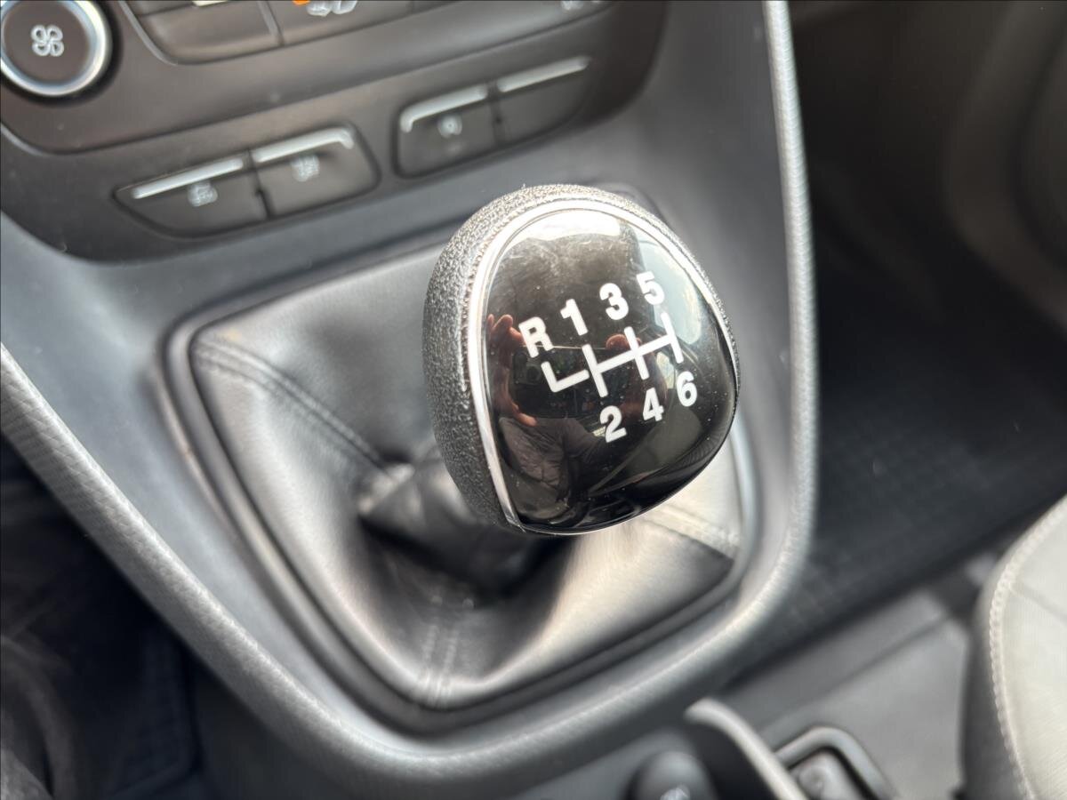 Ford Transit Connect Skříň 1,5 l 74 kw