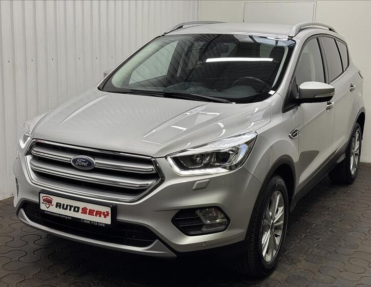Ford Kuga 1