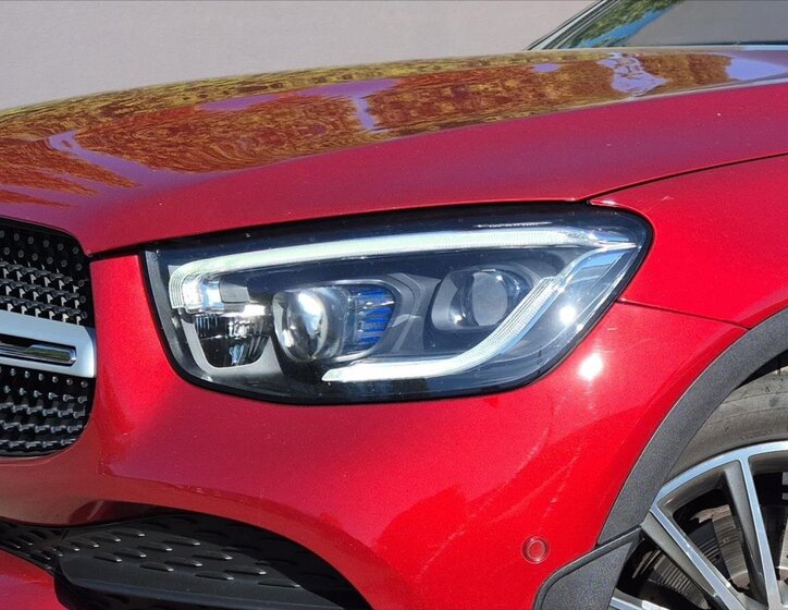 Mercedes-Benz GLC Hatchback 2,0 l 180 kw
