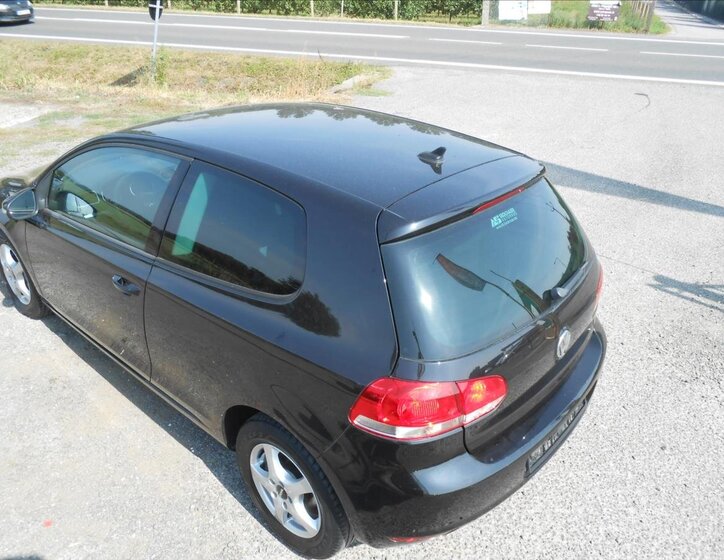 Volkswagen Golf Hatchback 1,6 l 77 kw