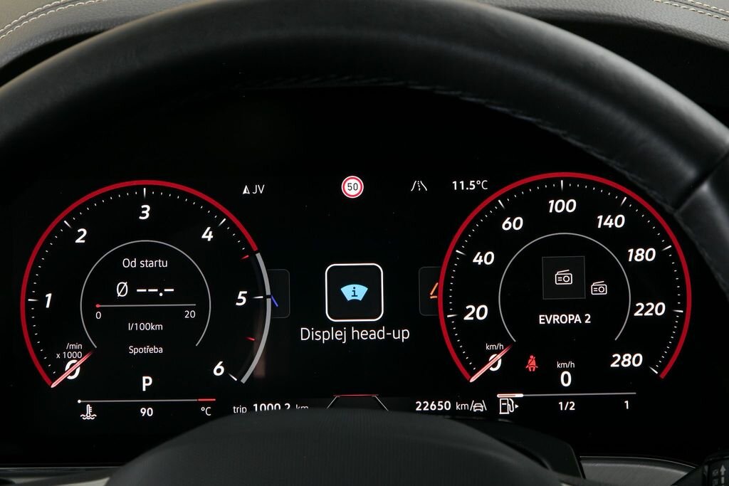 Volkswagen Touareg SUV / Terénní 3,0 l 210 kw