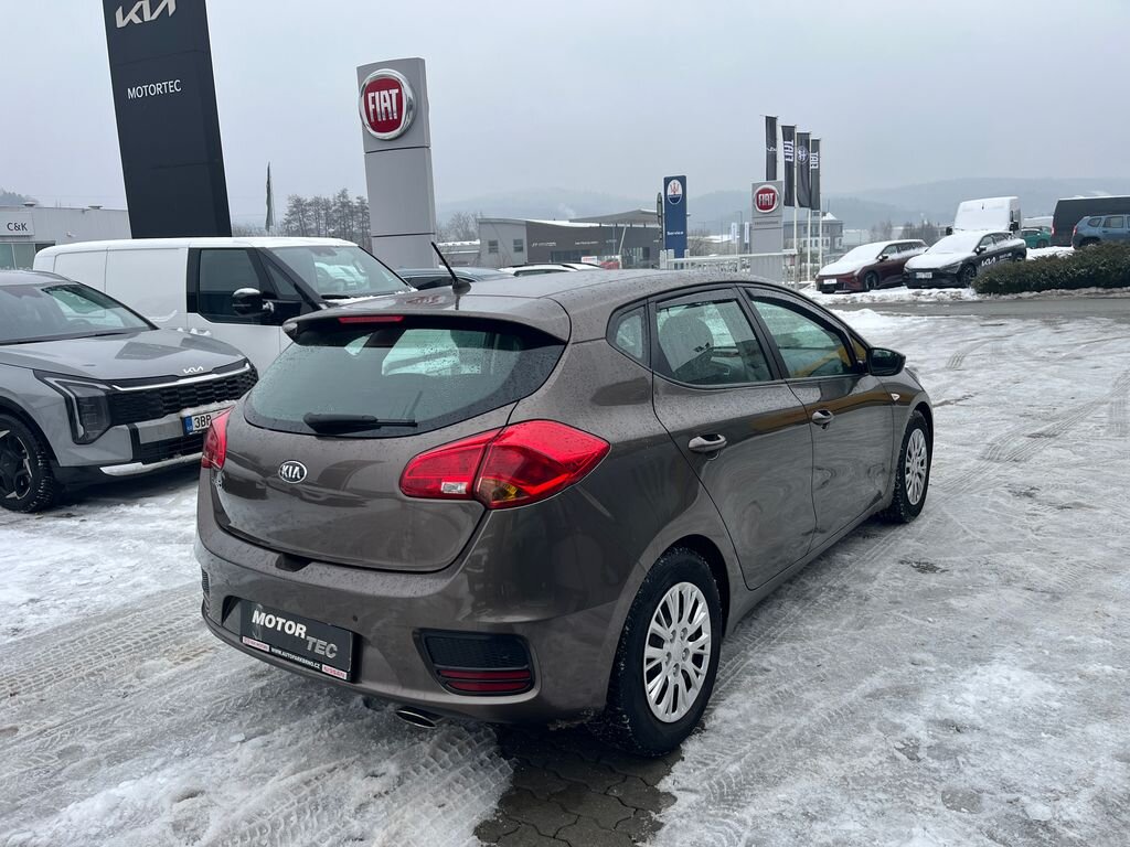 KIA Ceed Hatchback 1,6 l 99 kw