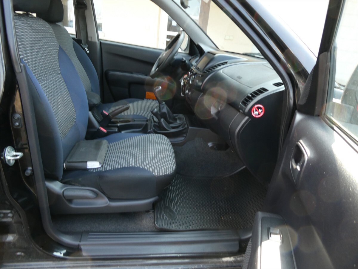 Mitsubishi L200 Pick-up 2,5 l 100 kw