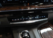 Cadillac Escalade SUV / Terénní 6,2 l 313 kw