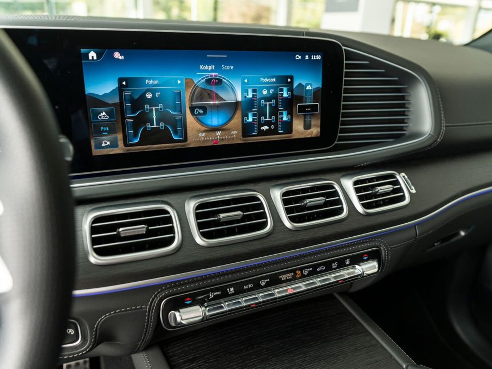 Mercedes-Benz Ostatní 24