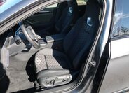 Volkswagen Passat Kombi 1,5 l 130 kw