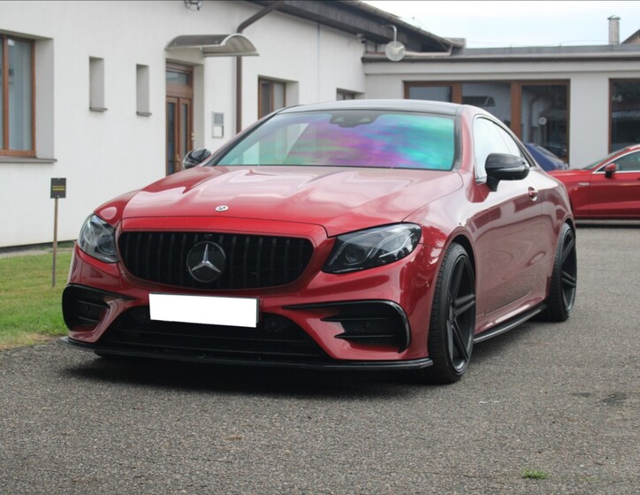 Mercedes-Benz Třídy E 10