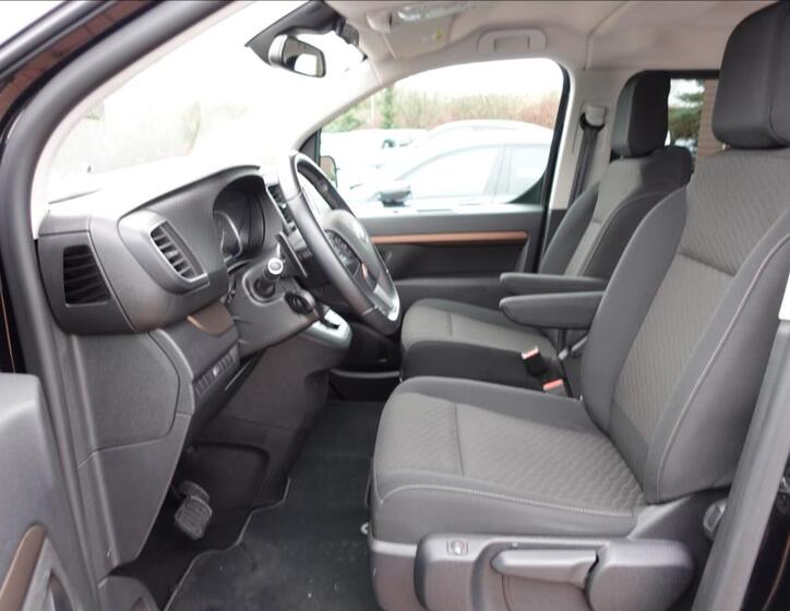 Toyota ProAce Verso 10