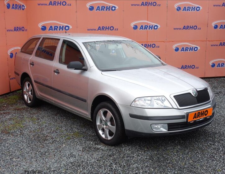 Škoda Octavia 1