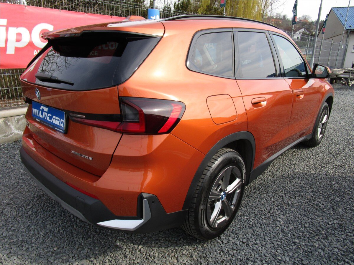 BMW X1 Kombi 1,5 l 110 kw
