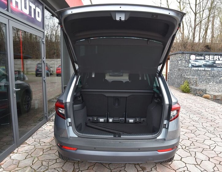 Škoda Karoq SUV / Terénní 1,5 l 110 kw