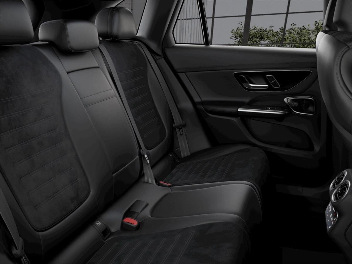 Mercedes-Benz GLC SUV / Terénní 2,0 l 145 kw