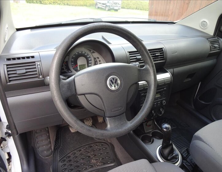 Volkswagen Fox Hatchback 1,4 l 51 kw