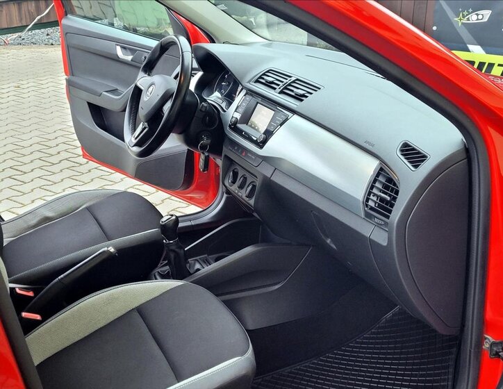 Škoda Fabia 21