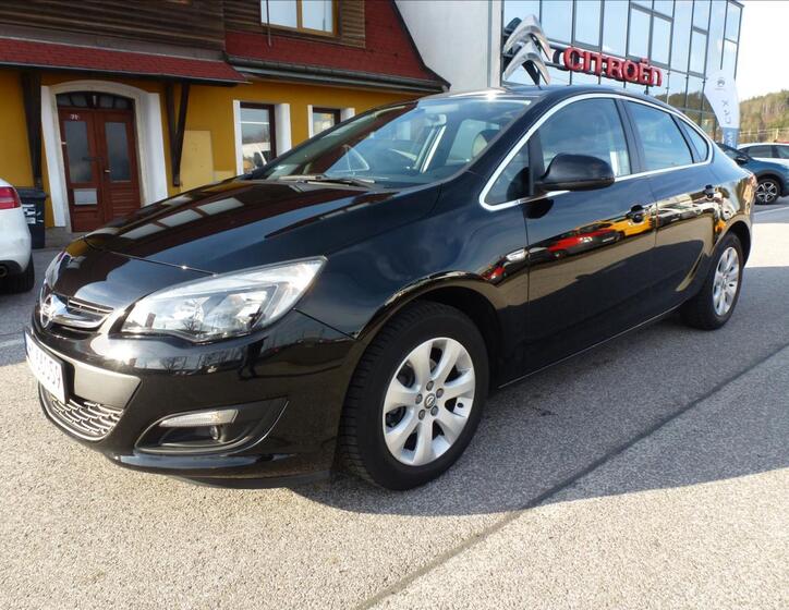 Opel Astra 1